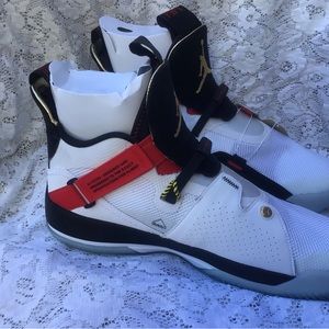 Nike Air Jordan XXXII